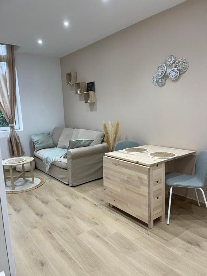 Apartamento Adelyna Cosy Vichy Exterior foto